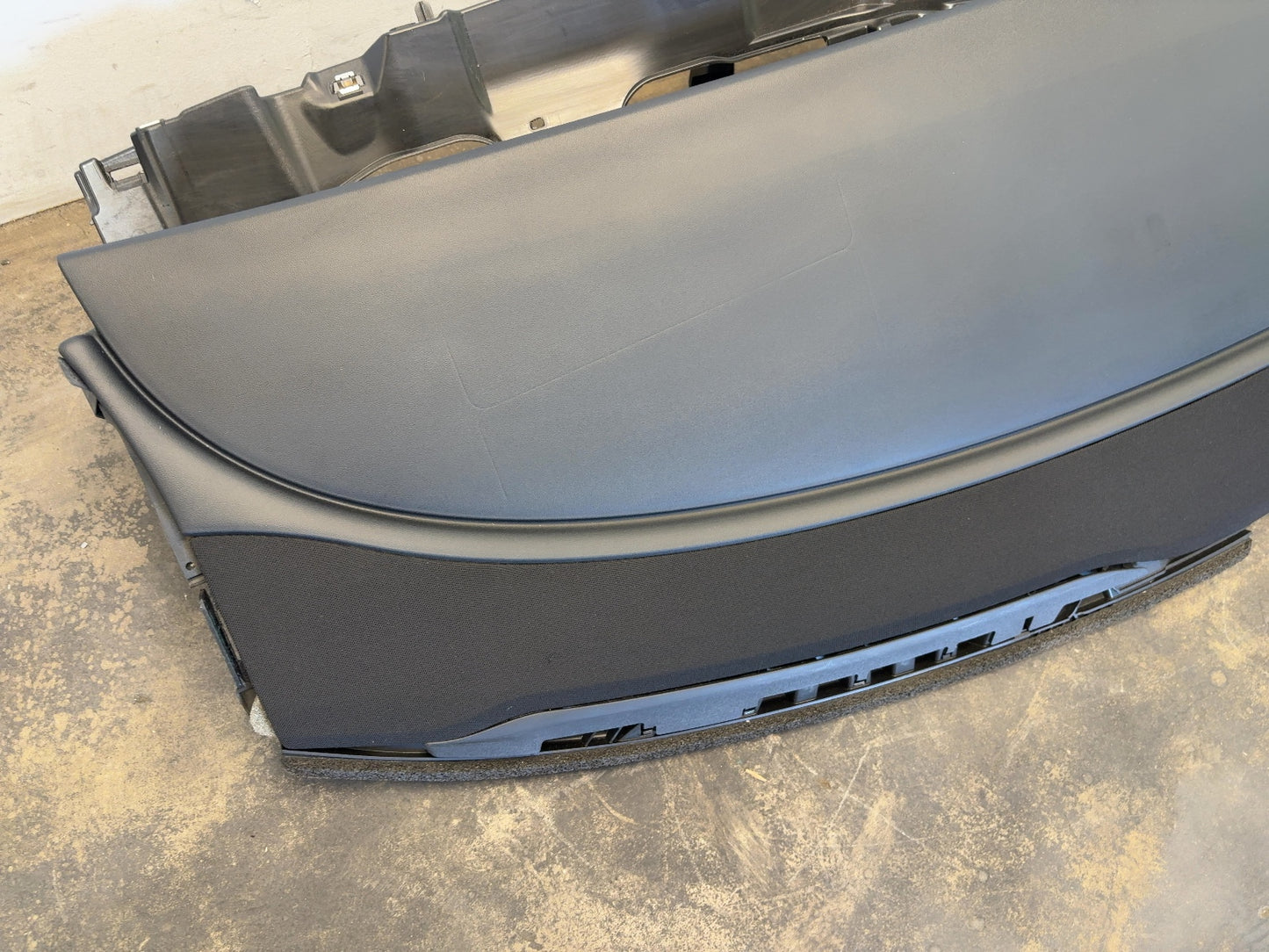 2020-2025 Tesla Model 3 Dash Panel With Airbag 1077823-00-G