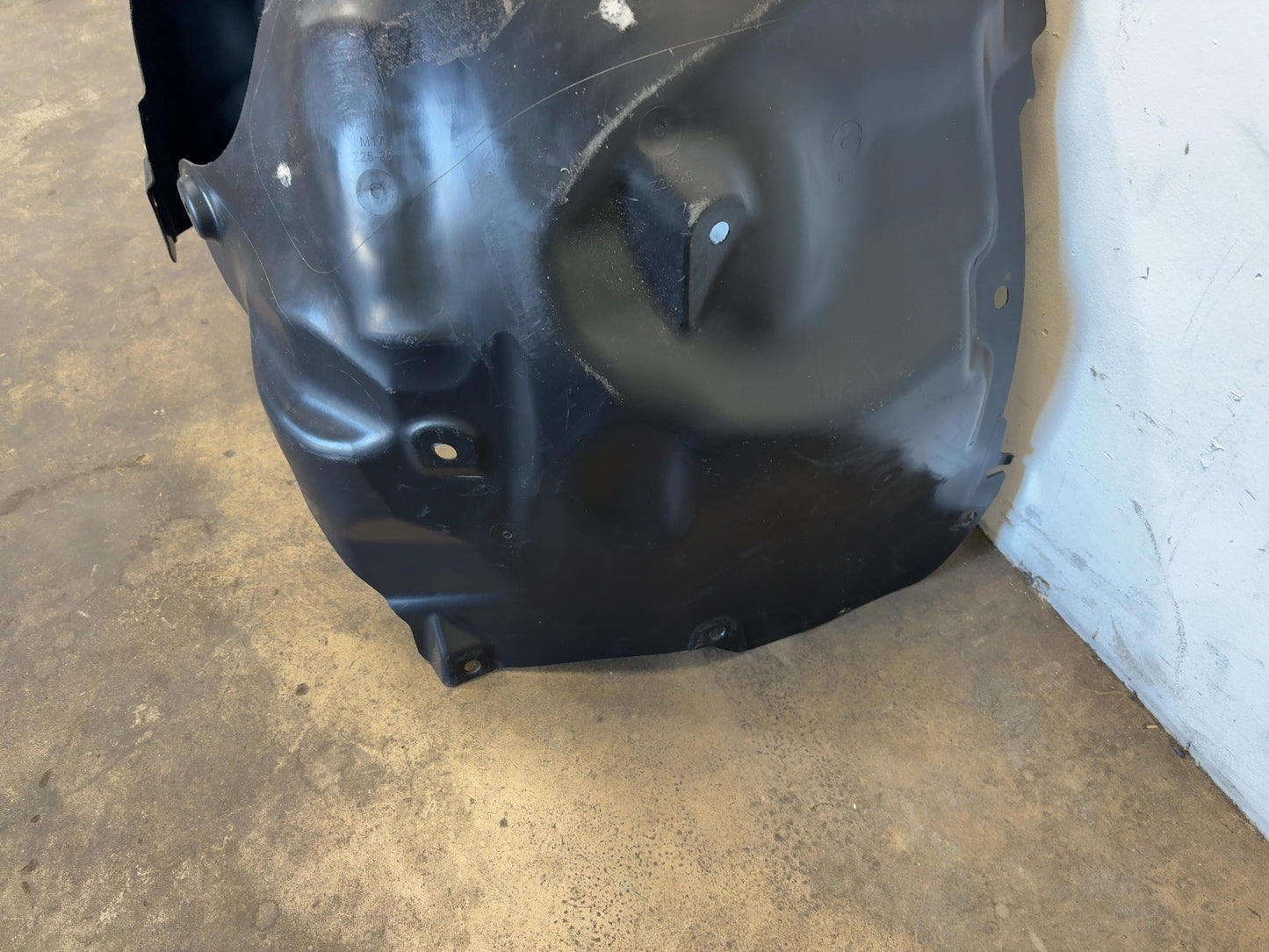 2026 Tesla Model Y Juniper Front Left Wheel Liner Note 1937545-00-A