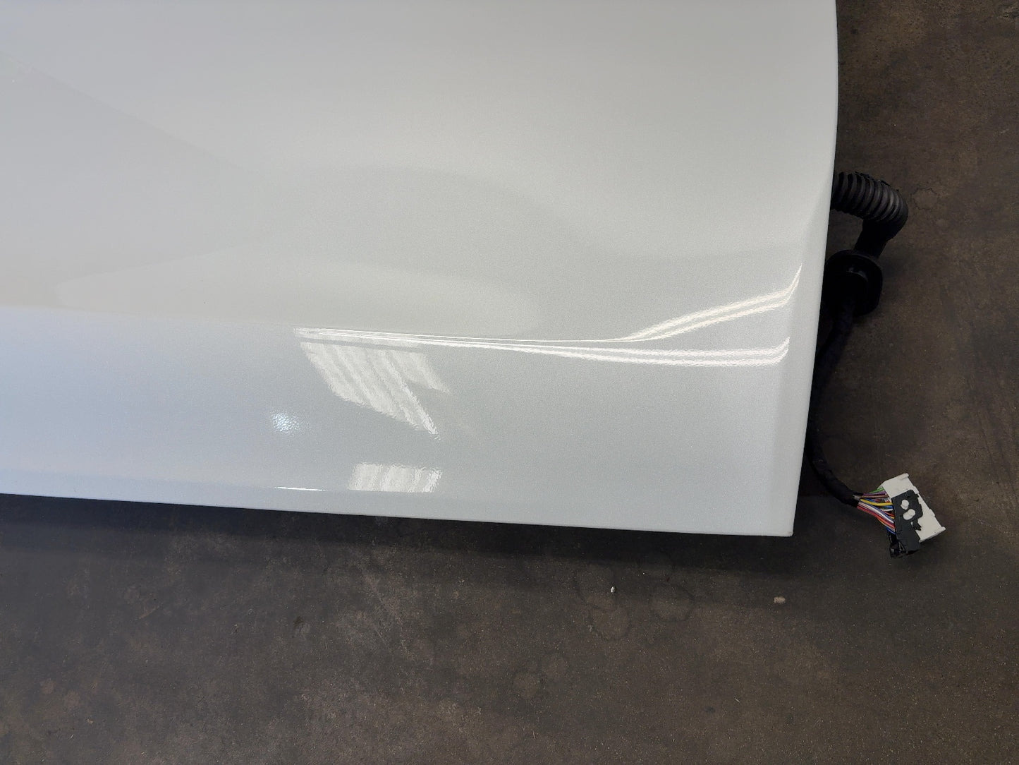 2026 Tesla Model Y Juniper Front Right Door Shell 2035501-E0-A