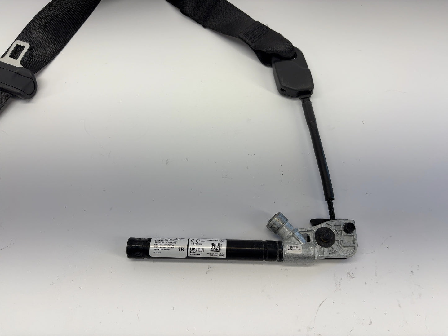 2026 Tesla Model Y Juniper Front Right Seat Belt With Pretensioner 3856716-N1-A
