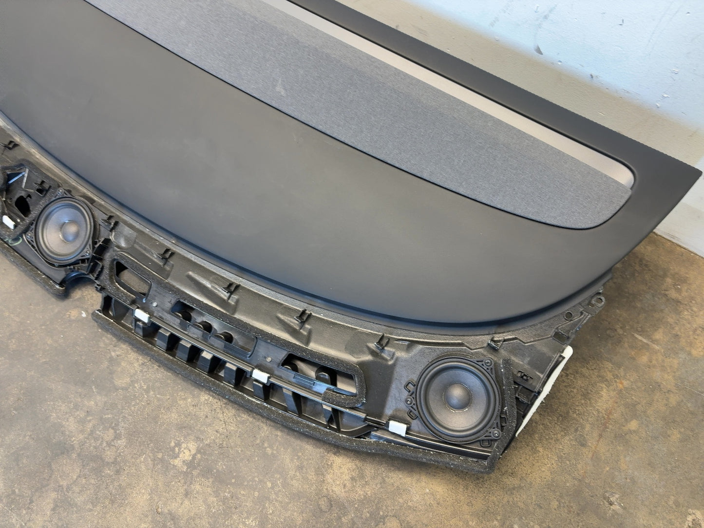 2026 Tesla Model Y Juniper Dash Panel With Airbag 2032385-55-F