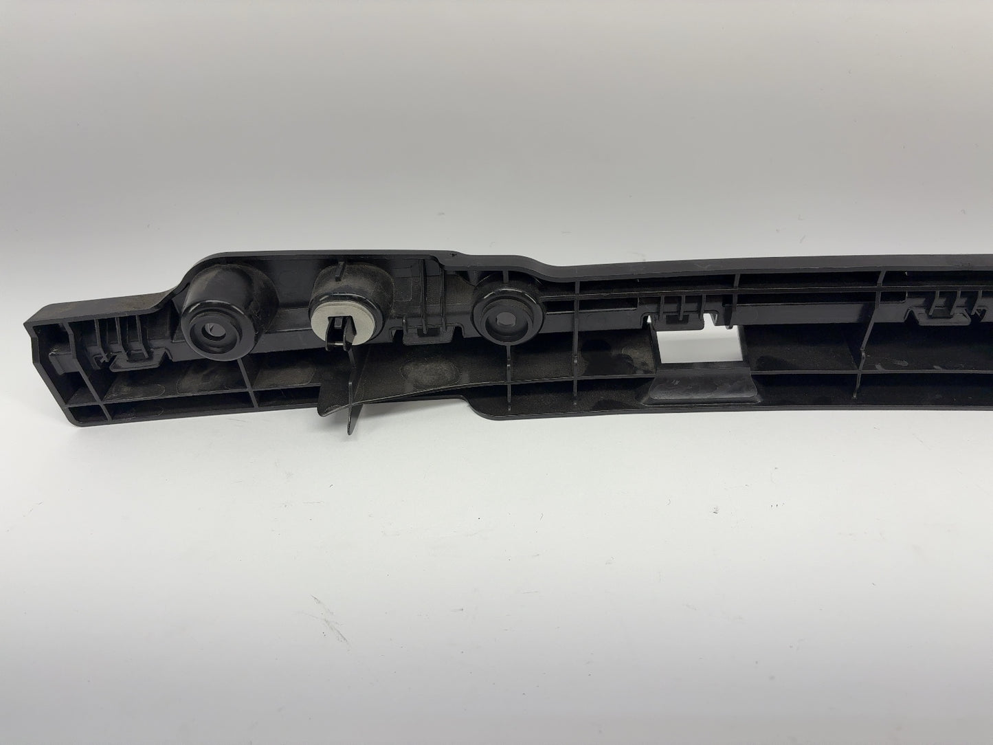 2026 Tesla Model Y Juniper Rear Bumper Center Bracket 2186182-00-B