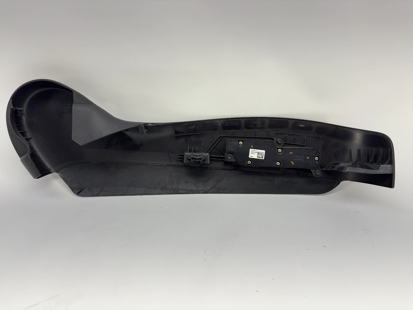 2022-2023 Tesla Model 3 Front Left Seat Side Trim With Buttons 1097518-00-G