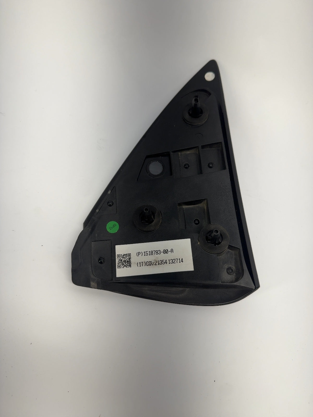 2021-2022 Tesla Model 3 Right Quarter Reflector 1518783-00-A