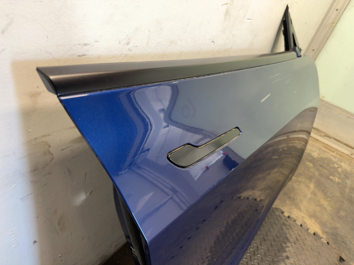 2018-2023 Tesla Model 3 Front Right Door Shell 1081420-E0-C