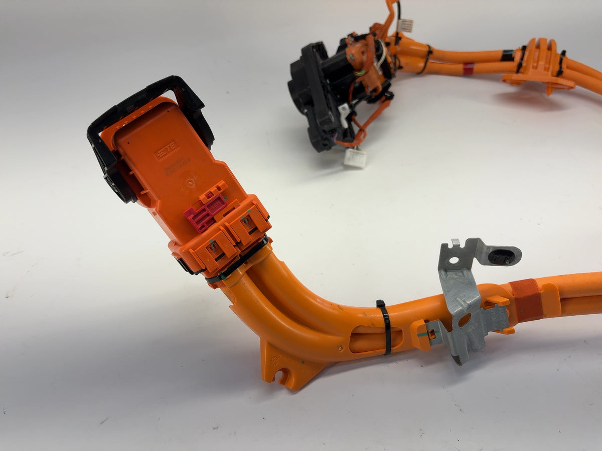 2018 Tesla Model 3 Charge Port Assy Gen3 1093010-00-E