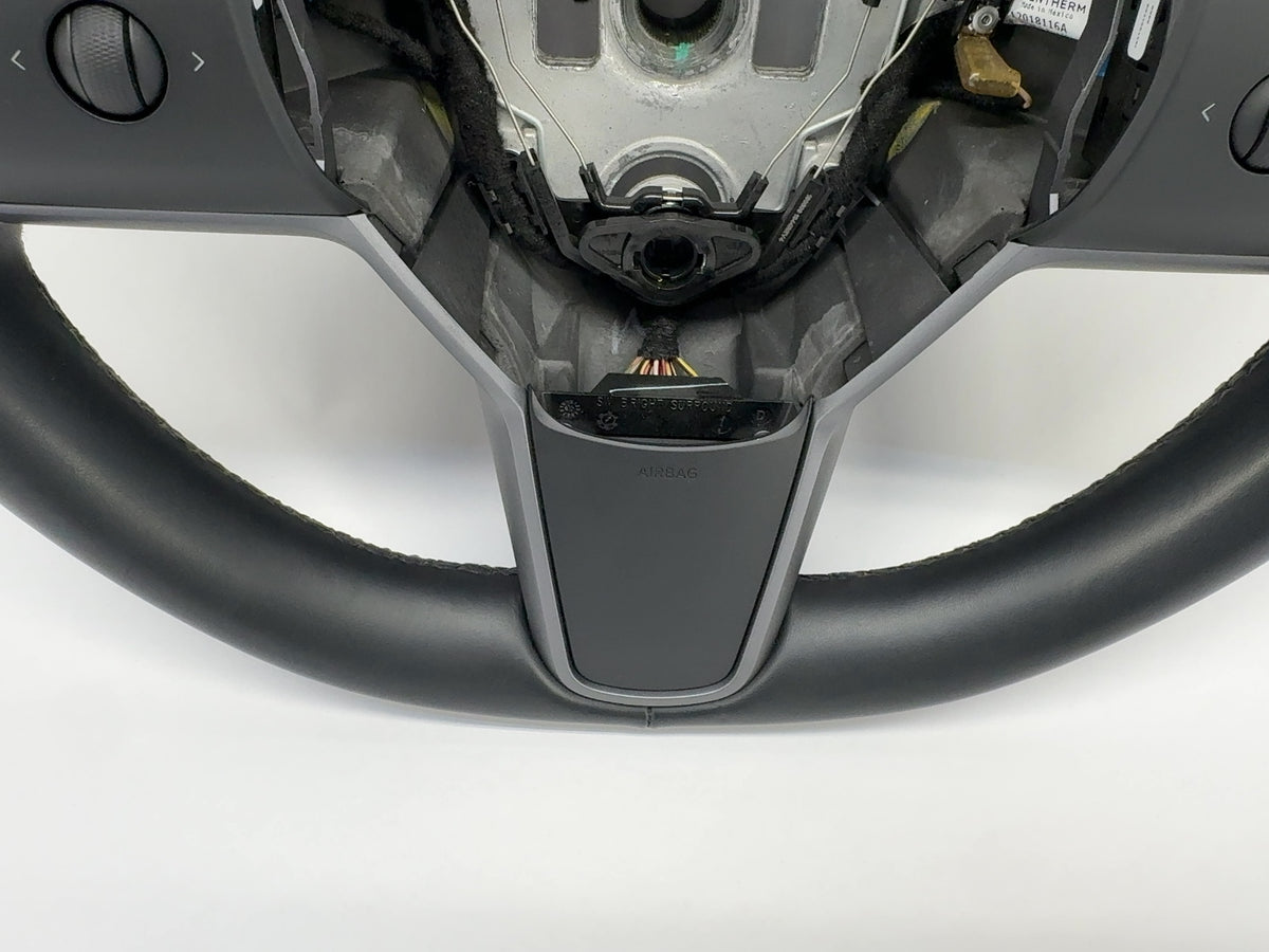 2018 Tesla Model 3 Steering Wheel 1105324-00-G