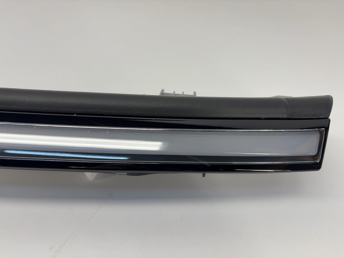 2026 Tesla Model Y Juniper Lamp Front Lightbar 2038294-00-E
