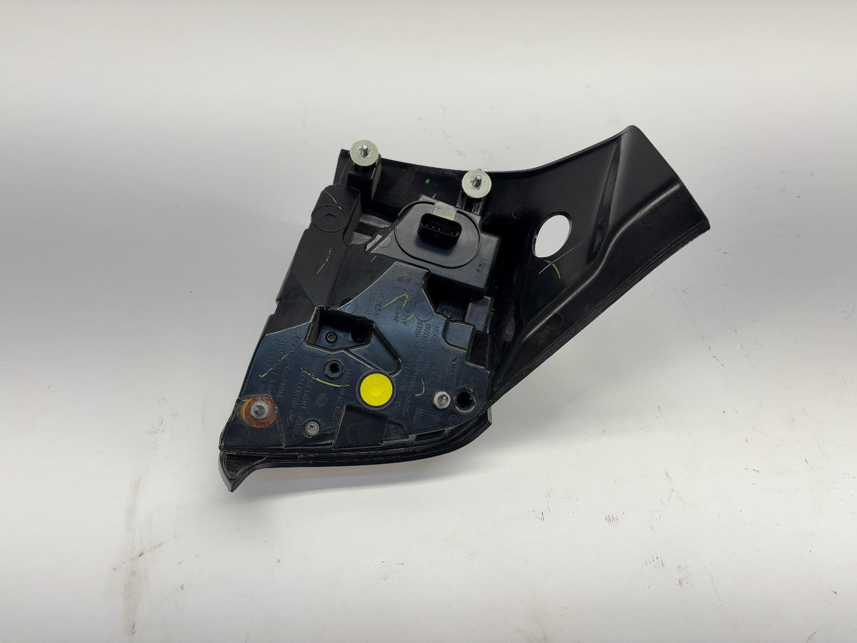 2021-2025 Tesla Model 3 Left Tail Lamp Quarter Mounted Global 1502086-00-D