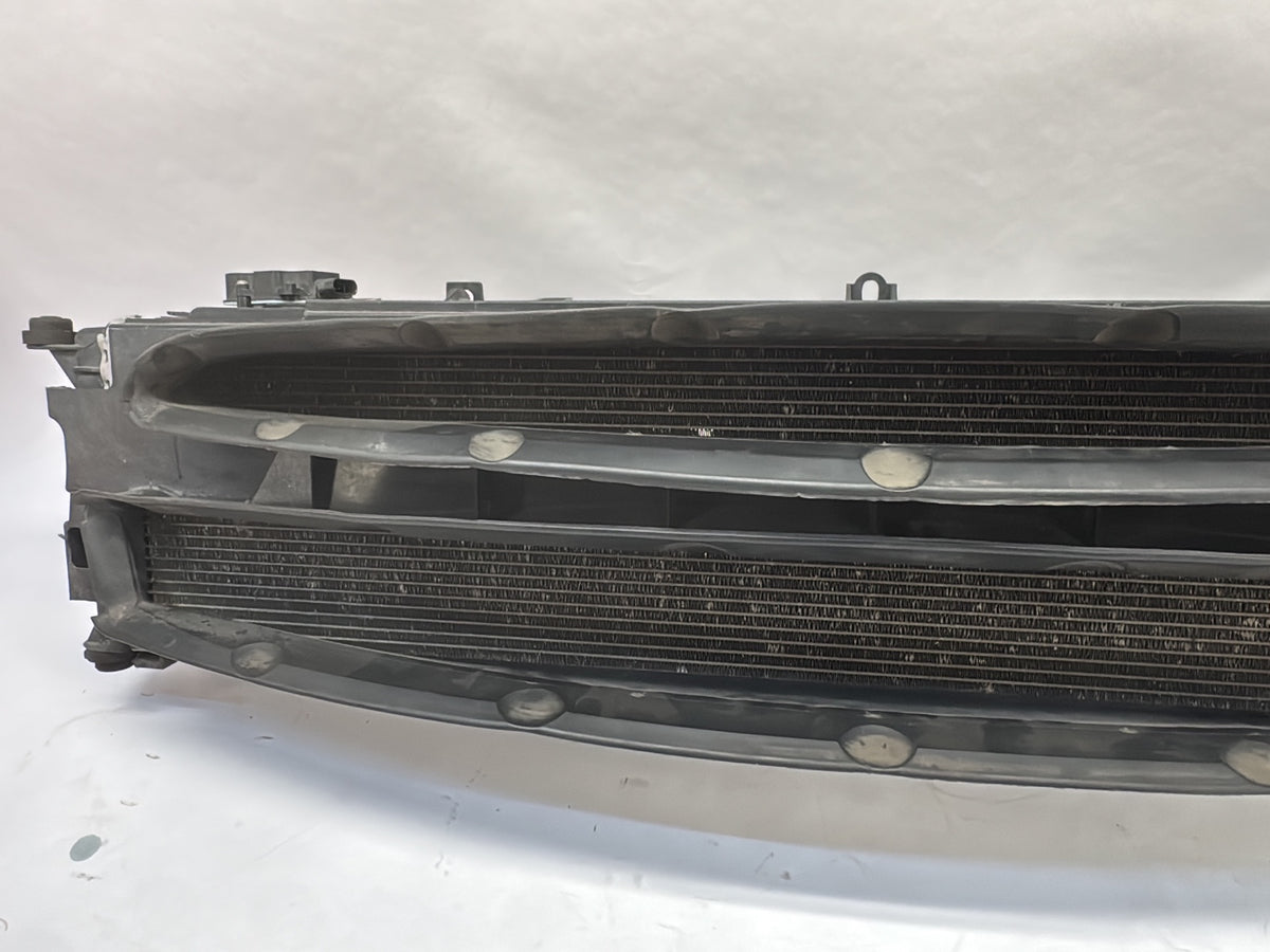 2015-2018 Tesla Model S Center Active Louvre With Radiator Assembly 1007256-00-K