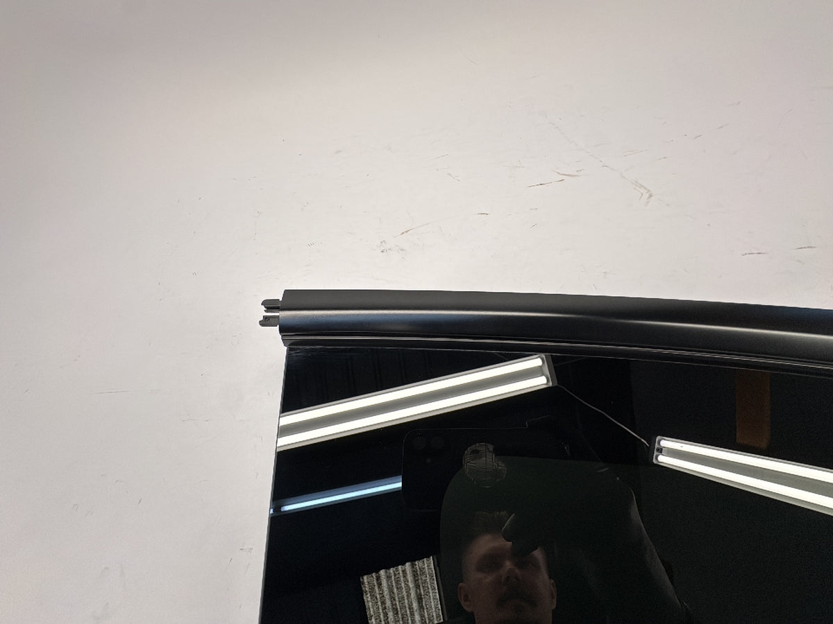 2021-2023 Tesla Model Y Left Quarter Glass Note 1495740-00-E