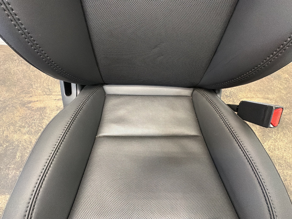 2026 Tesla Model Y Juniper Front Right Seat Assembly 2700041-F1-B