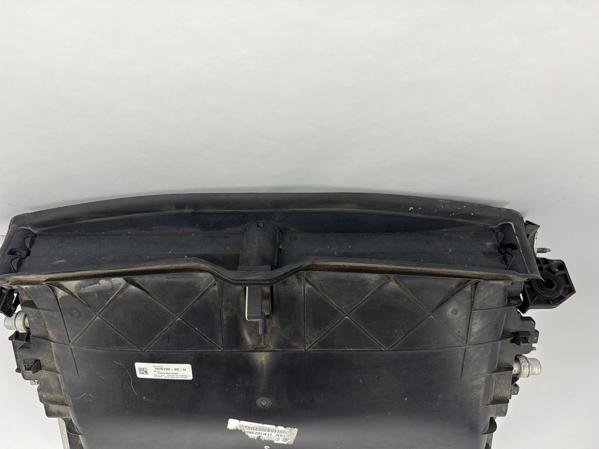 2018-2020 Tesla Model 3 Cooling Fan Assembly Note* 1076732-00-H