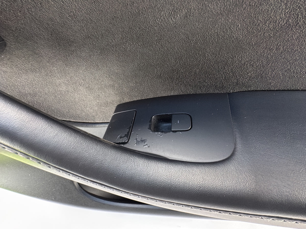 2021-2023 Tesla Model Y Front Right Door Panel 1497295-91-C