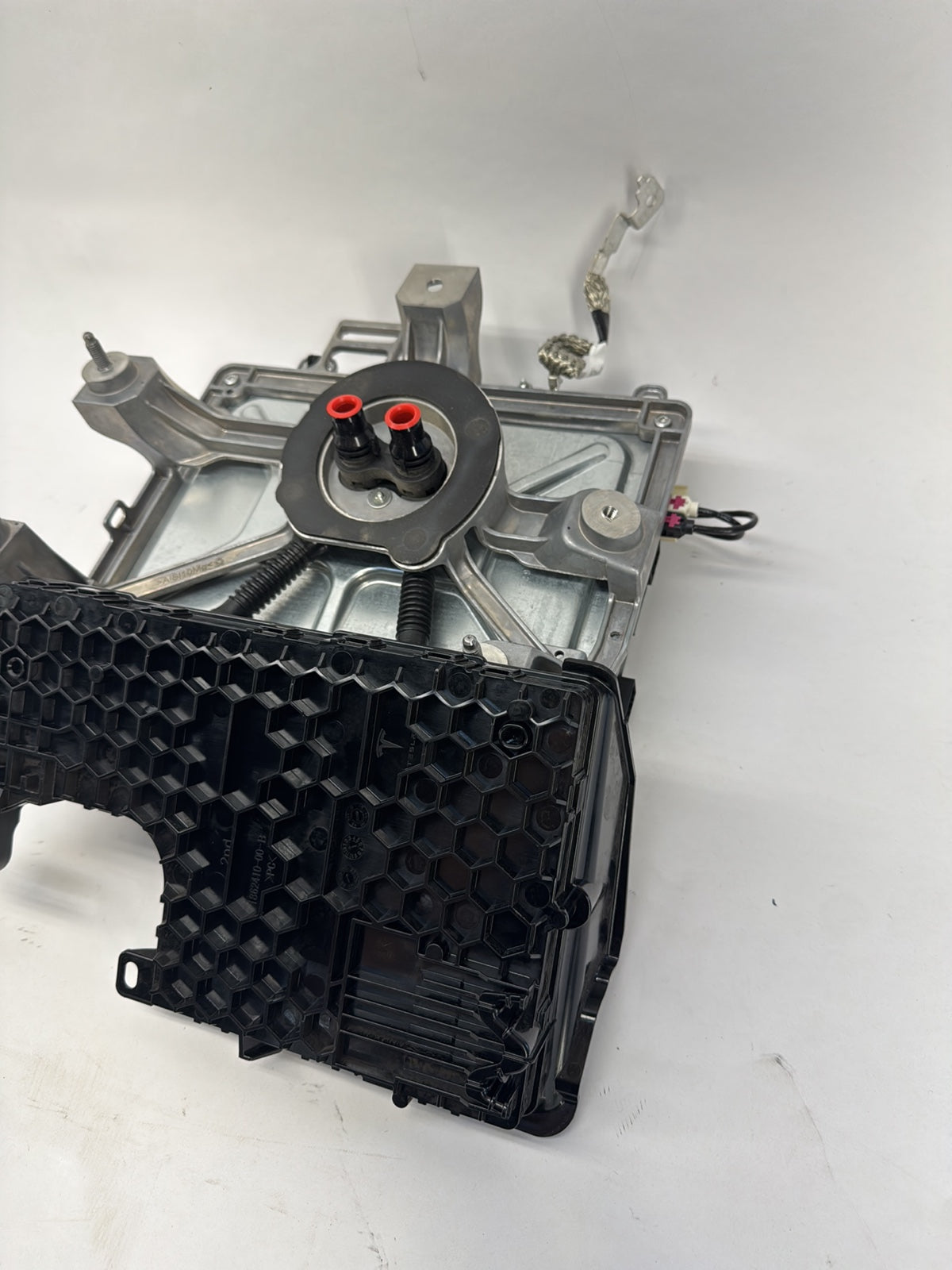 2025-2026 Tesla Model 3 Highland Car Computer With Left Vc Controller 2050302-00-A