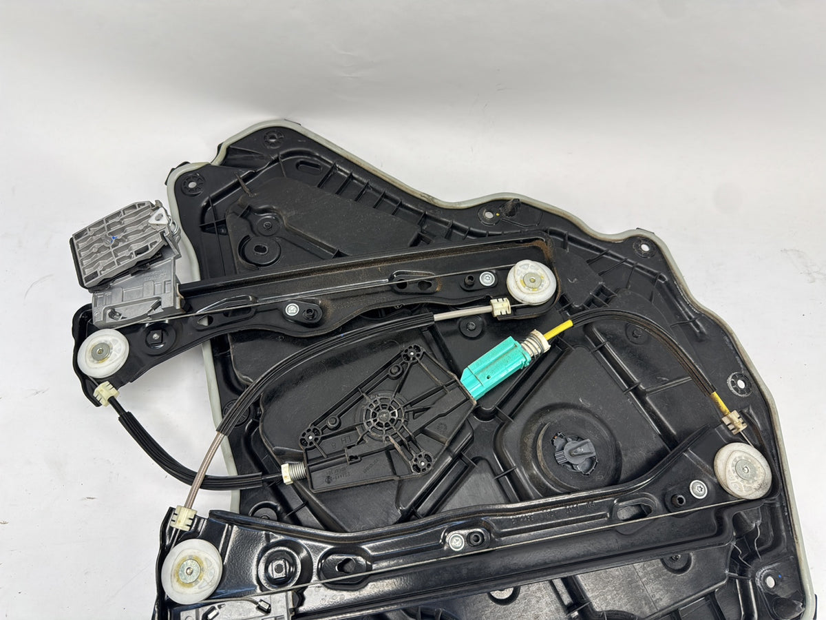 2021 Tesla Model Y Rear Left Door Window Regulator 1495512-00-E
