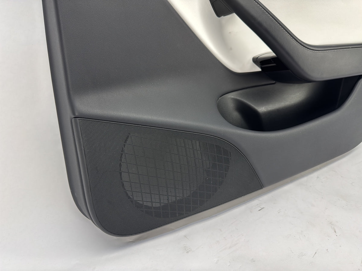 2018 Tesla Model 3 Front Right Door Panel 1090411-02-I
