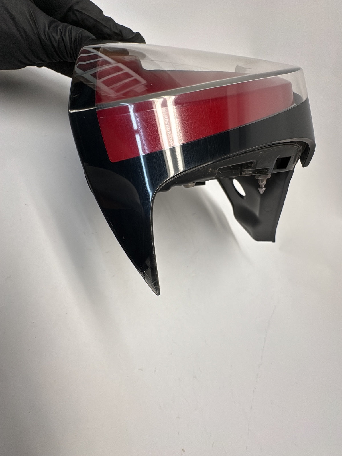 2021-2025 Tesla Model Y Tail Lamp Rear Bodyside Global Right 1502087-00-D