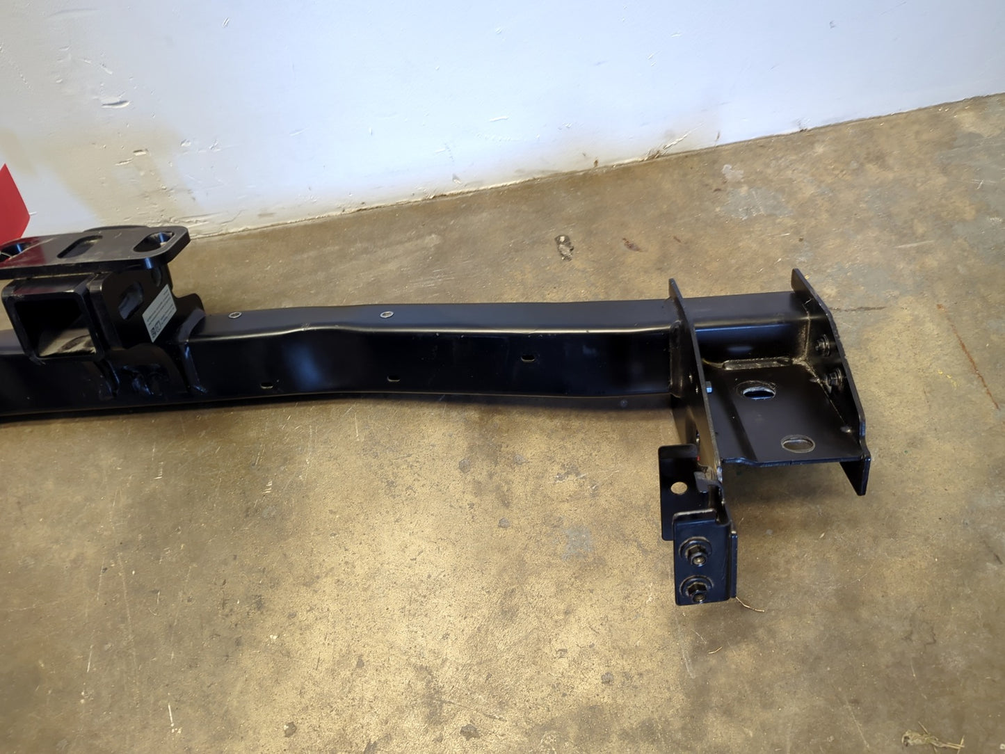 2022 Rivian R1T Tow Hitch PT00003718-I