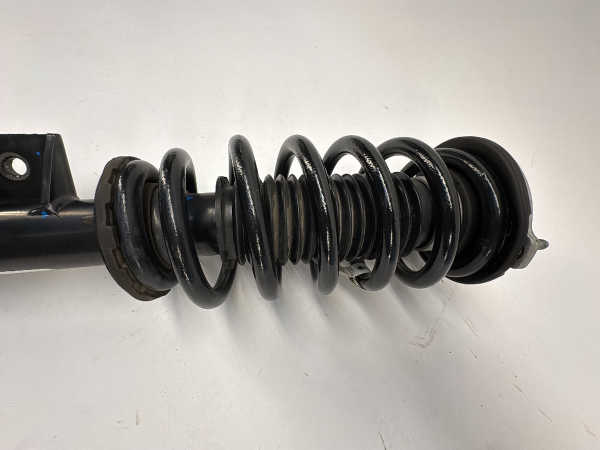 2021 Tesla Model Y Front Right Strut Absorber 1188369-00-B