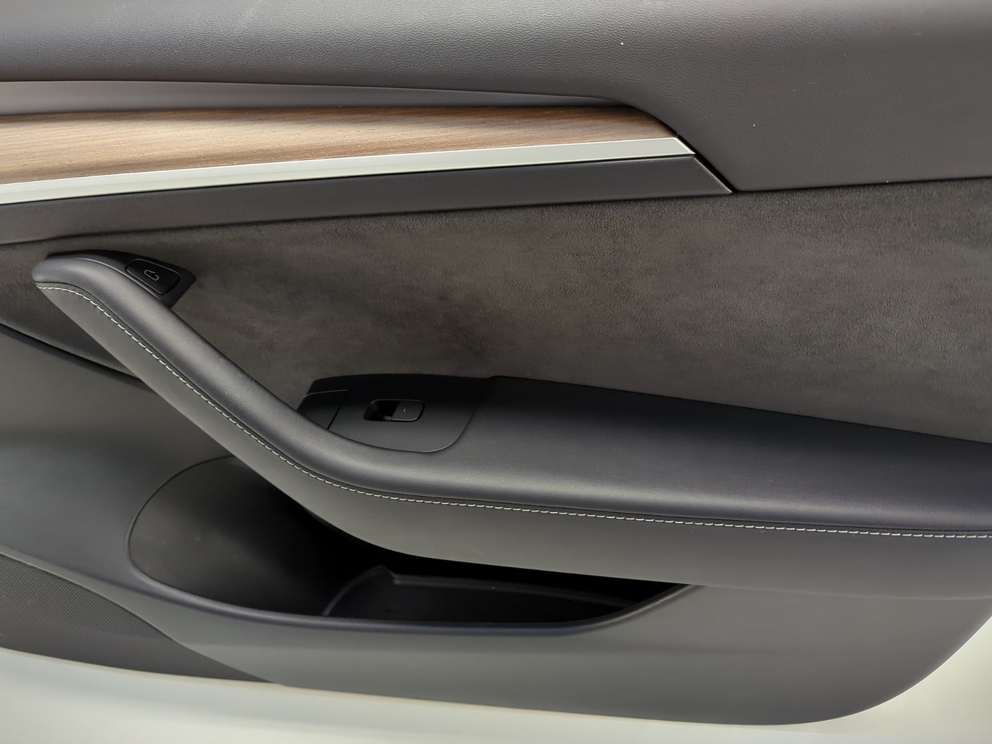 2022 Tesla Model 3 Front Right Door Panel 1761296-01-A