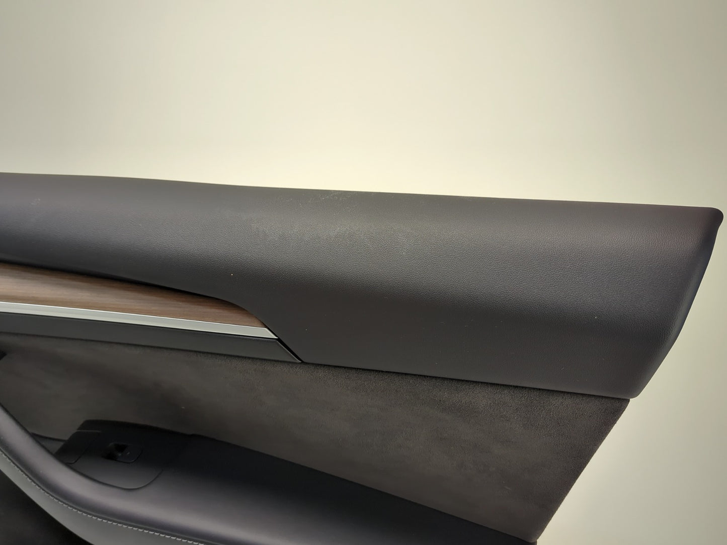 2022 Tesla Model 3 Front Right Door Panel 1761296-01-A