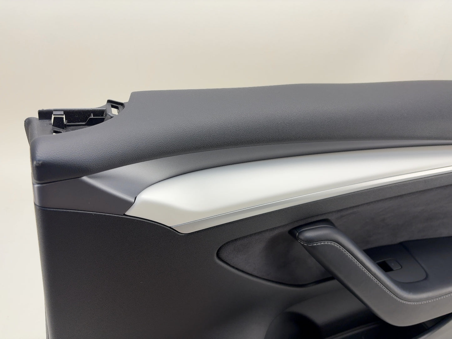 2022 Tesla Model 3 Front Right Door Panel 1761296-01-A