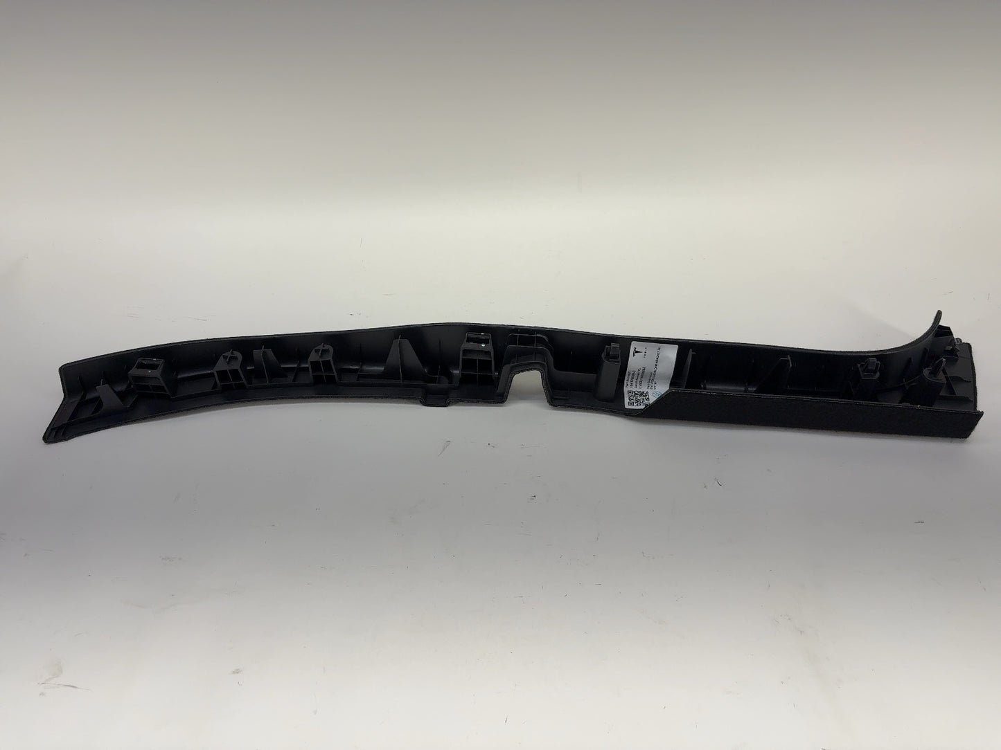 2023 Tesla Model Y Trunk Load Floor Bracket Right 1641266-00-C