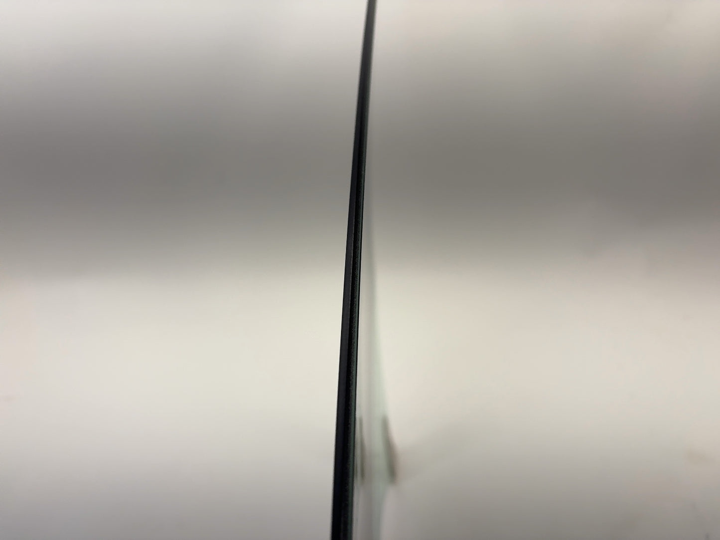 2024-2025 Tesla Model 3 Highland Front Right Door Glass Laminated 1773076-00-D