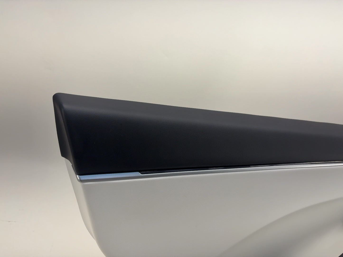 2025 Tesla Model Y Juniper Rear Left Door Panel 1776471-20-E