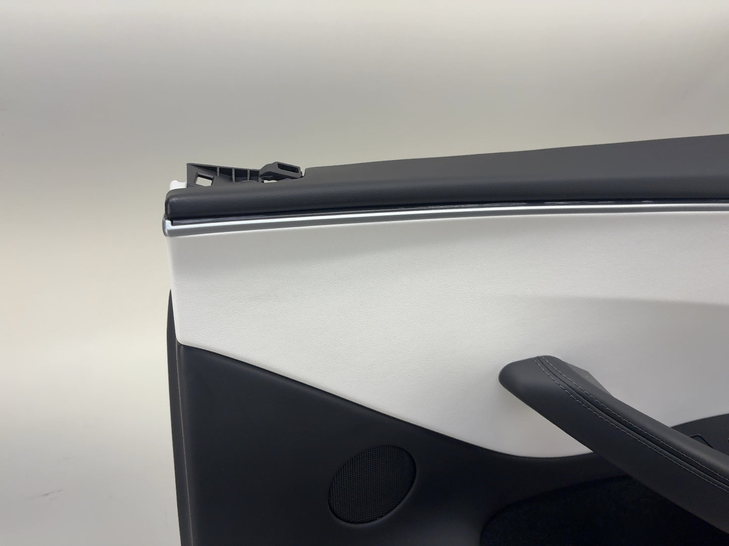 2025 Tesla Model 3 Highland Front Right Door Panel 1776743-20-E