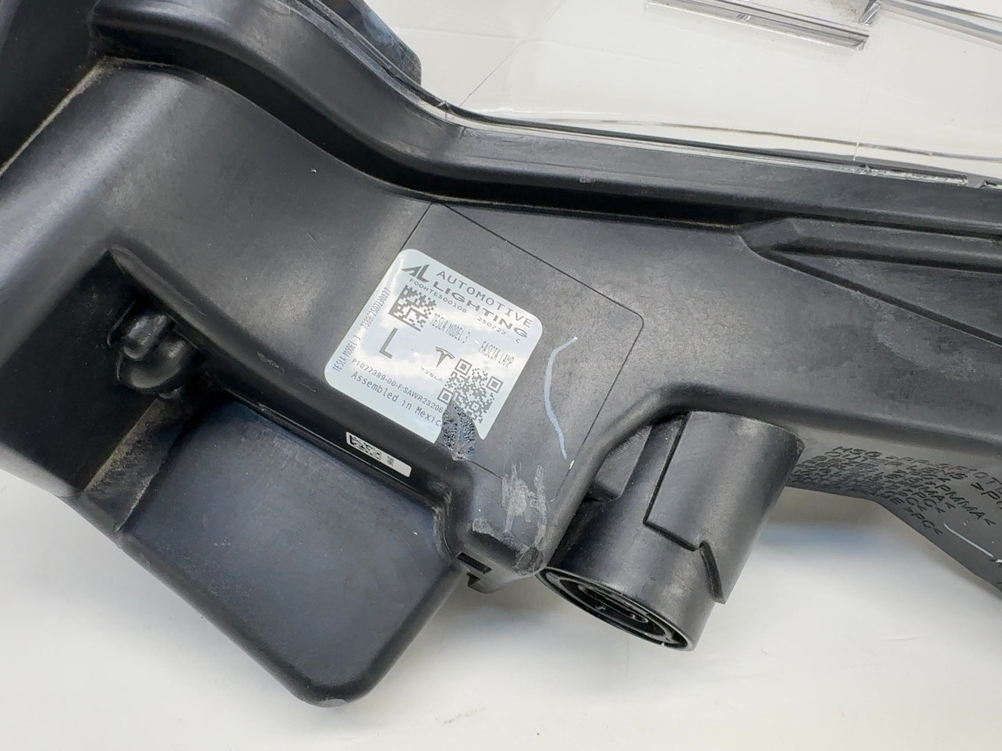 2021-2023 Tesla Model 3 Front Left Fog Lamp Base 1077389-00-F