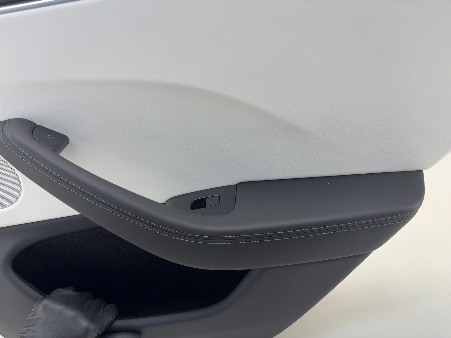 2025 Tesla Model 3 Highland Rear Right Door Panel 1776481-20-E