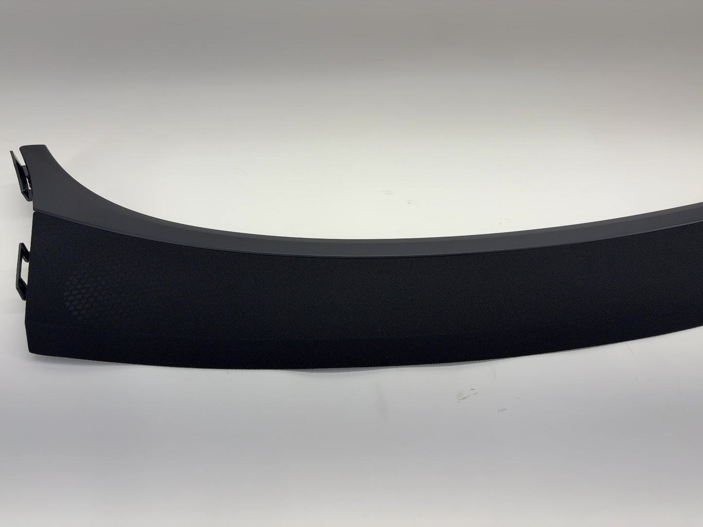 2026 Tesla Model Y Juniper Instrument Panel Wrap Around 1935944-50-D