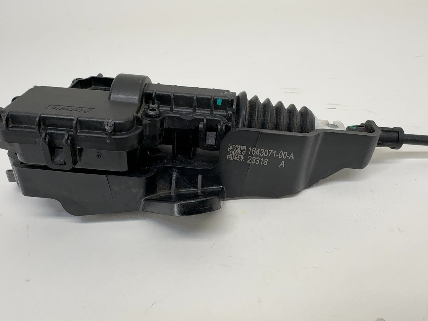 2026 Tesla Model Y Juniper Hood Latch Actuator 1643071-00-A