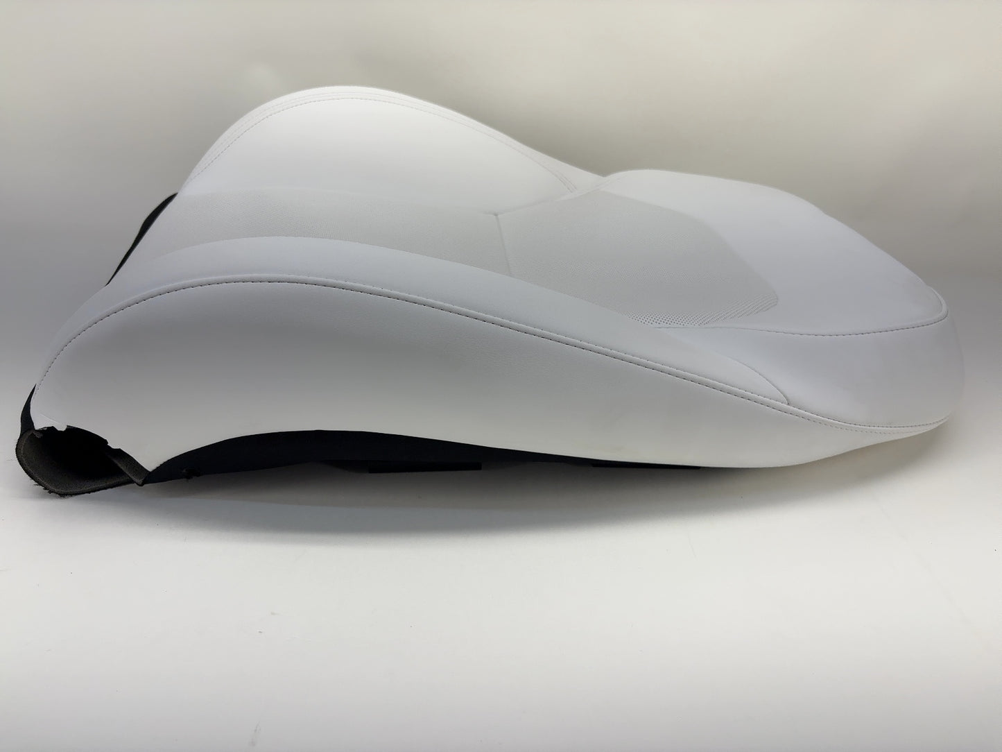 2025 Tesla Model Y Juniper Driver Seat Upper Cushion White 2048706-02-C