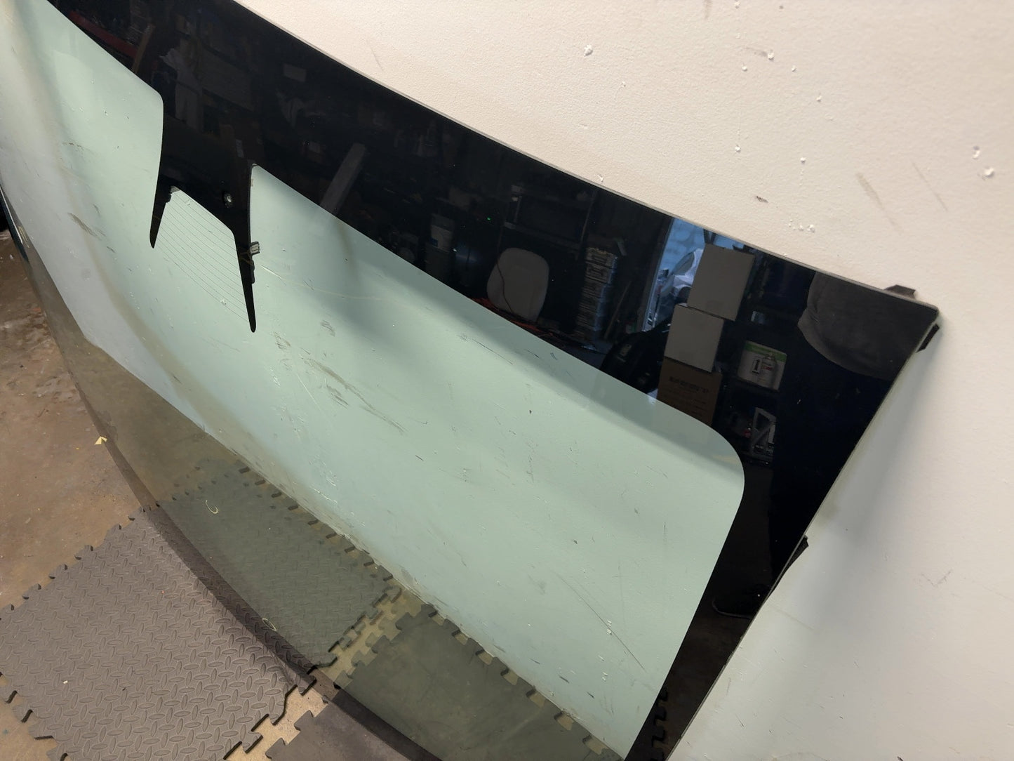 2021 Tesla Model Y Windshield 1533237-00-C