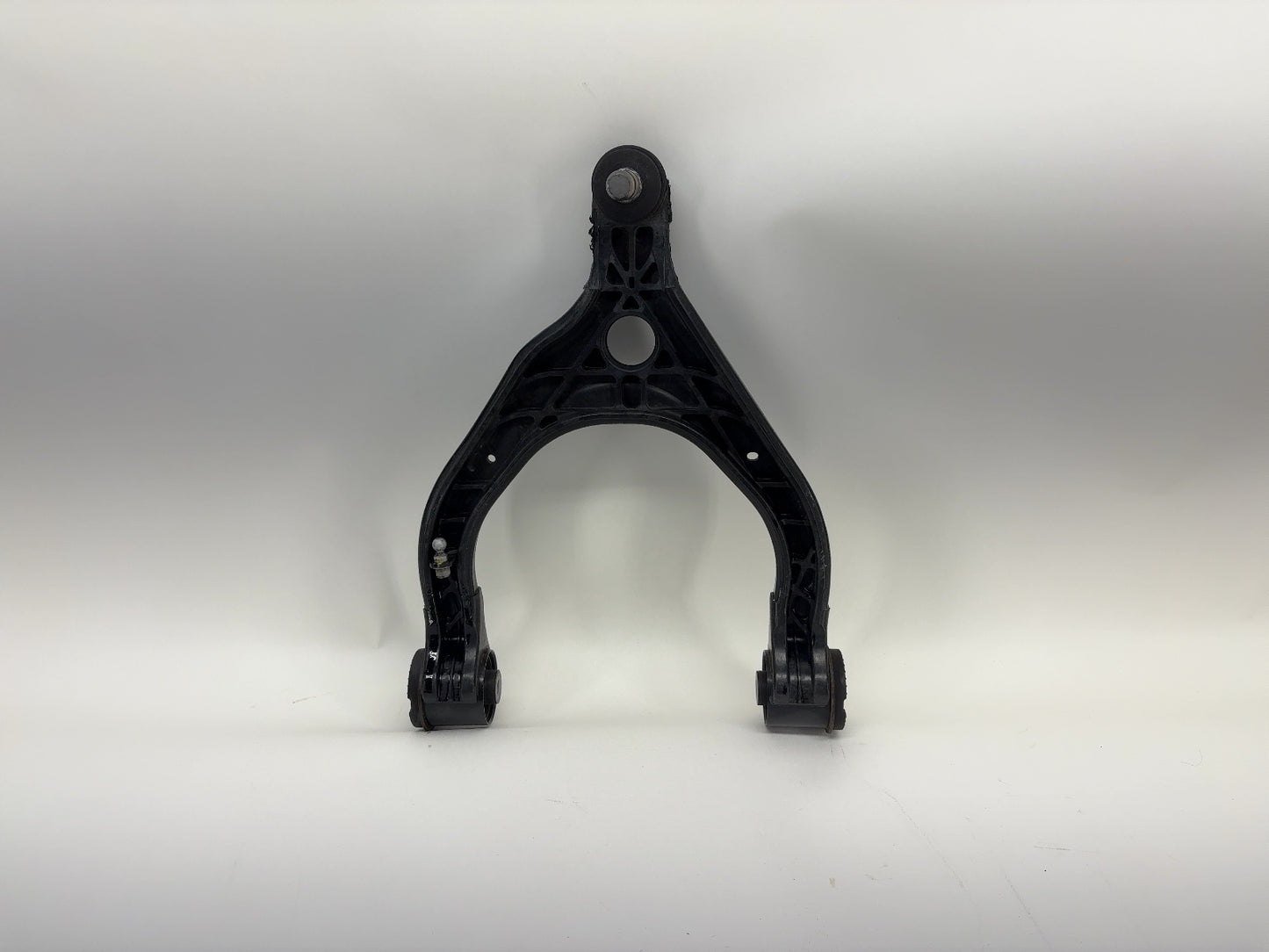2017-2018 Tesla Model X Front Right Upper Control Arm 1027327-00-D
