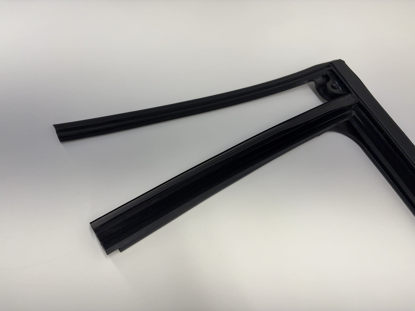 2023 Rivian R1T Rear Left Upper Door Trim PT00002211-R