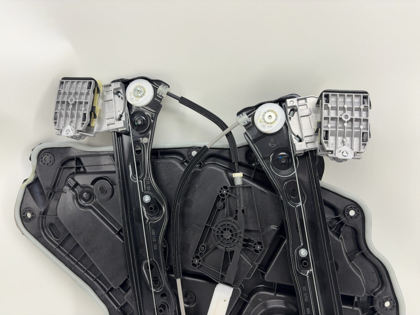2026 Tesla Model Y Juniper Rear Right Window Regulator 2005481-02-A
