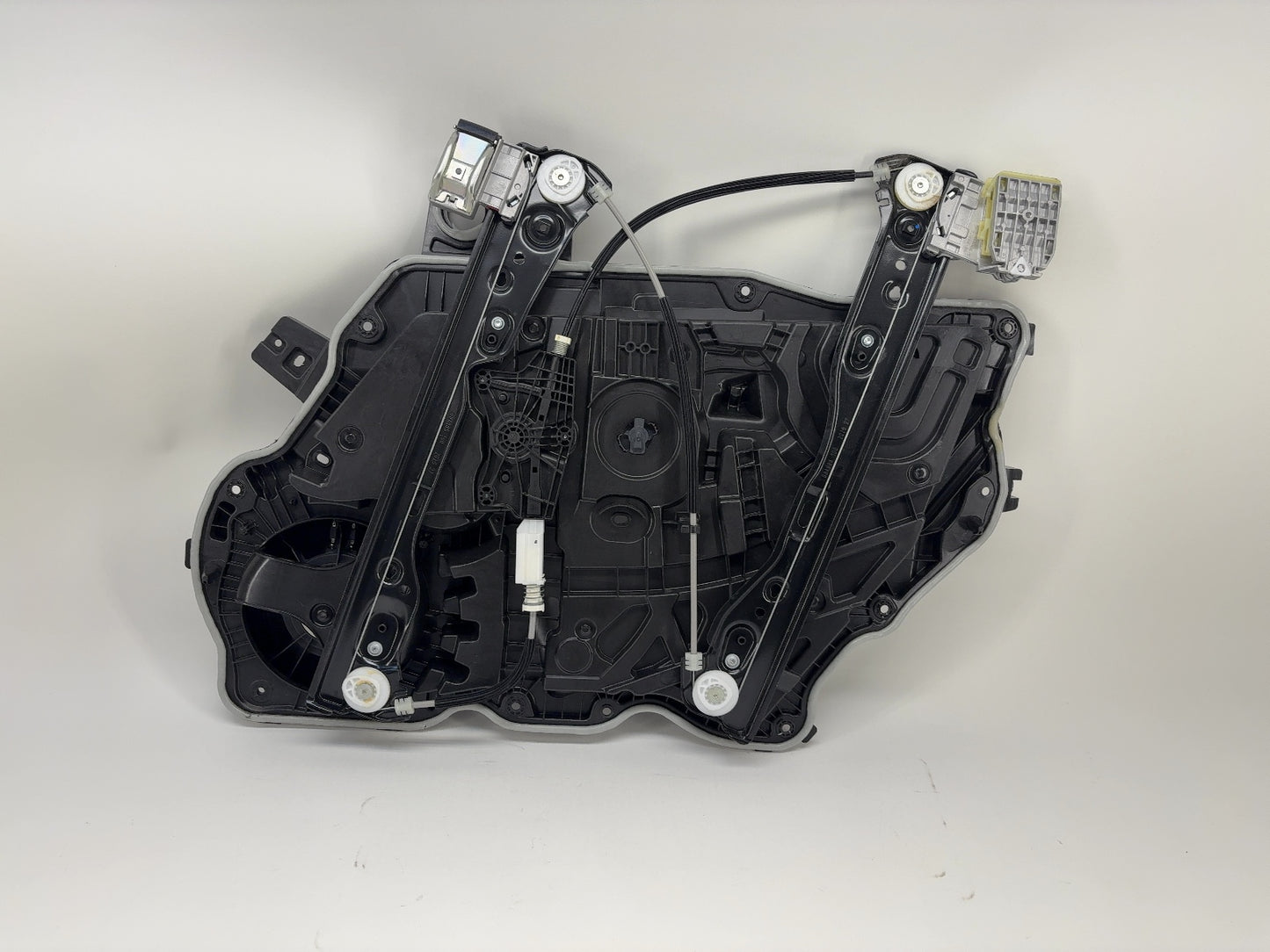 2026 Tesla Model Y Juniper Front Left Window Regulator Complete 2005484-02-A