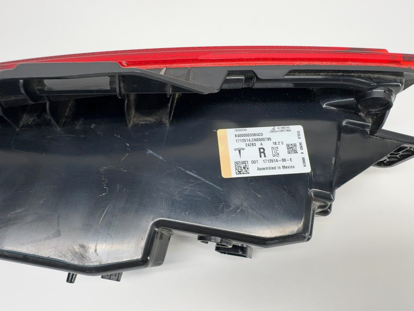 2025 Tesla Model 3 Highland Rear Bumper Right Light 1712514-00-E