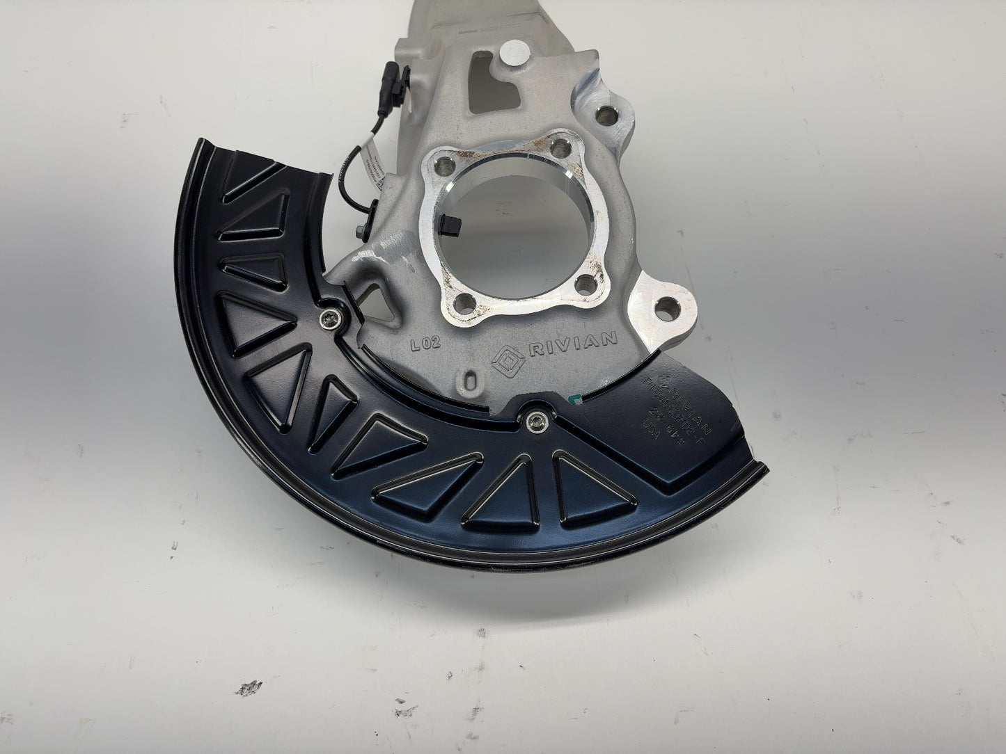 2024 Rivian R1S R1T Front Left Knuckle With Shield PT00415632-D