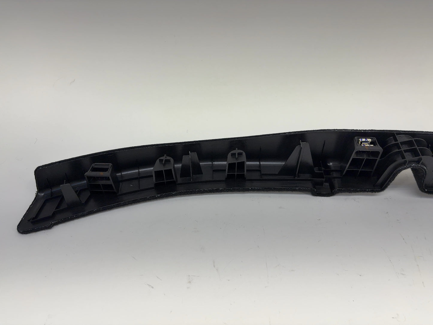 2026 Tesla Model Y Juniper Load Floor Bracket Right 1935928-50-E