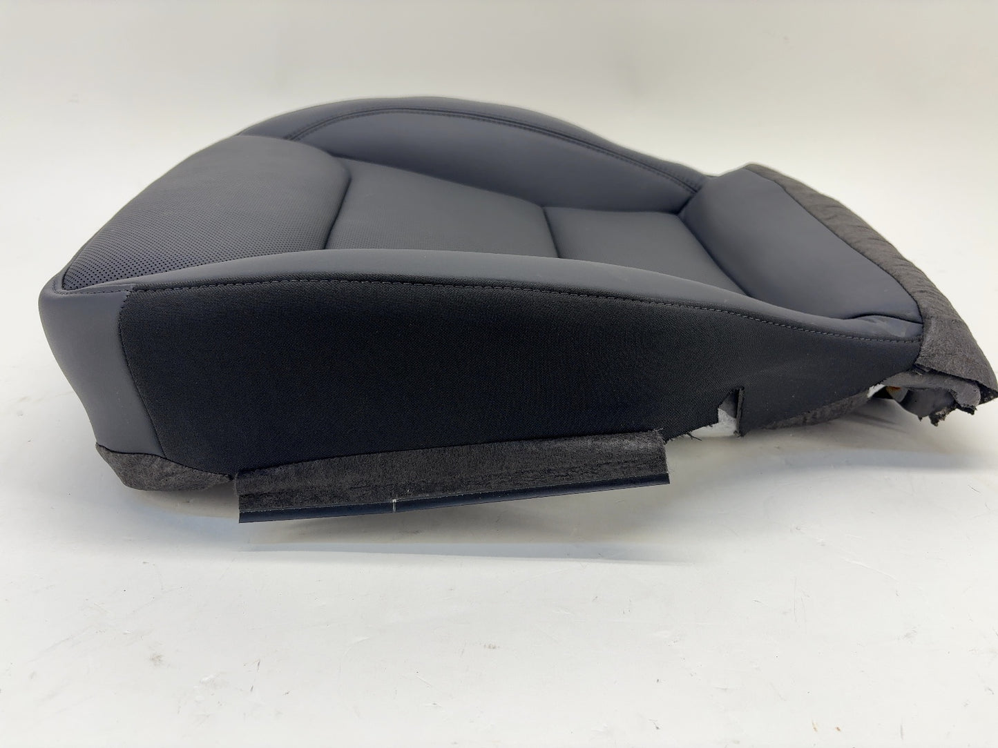2025 Tesla Model 3 Highland Front Right Seat Lower Cushion 1997745-01-D