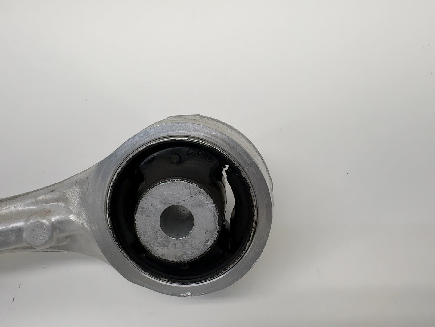 2019 Tesla Model X Front Fore Link Left 1041570-00-B