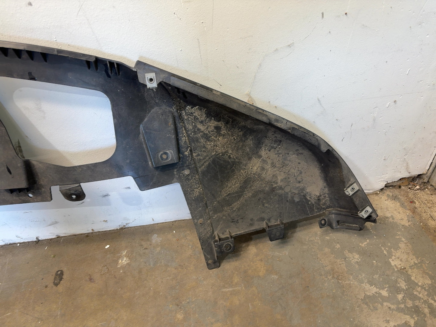 2017-2019 Tesla Model X Valance Front Fascia 1034833-00-E