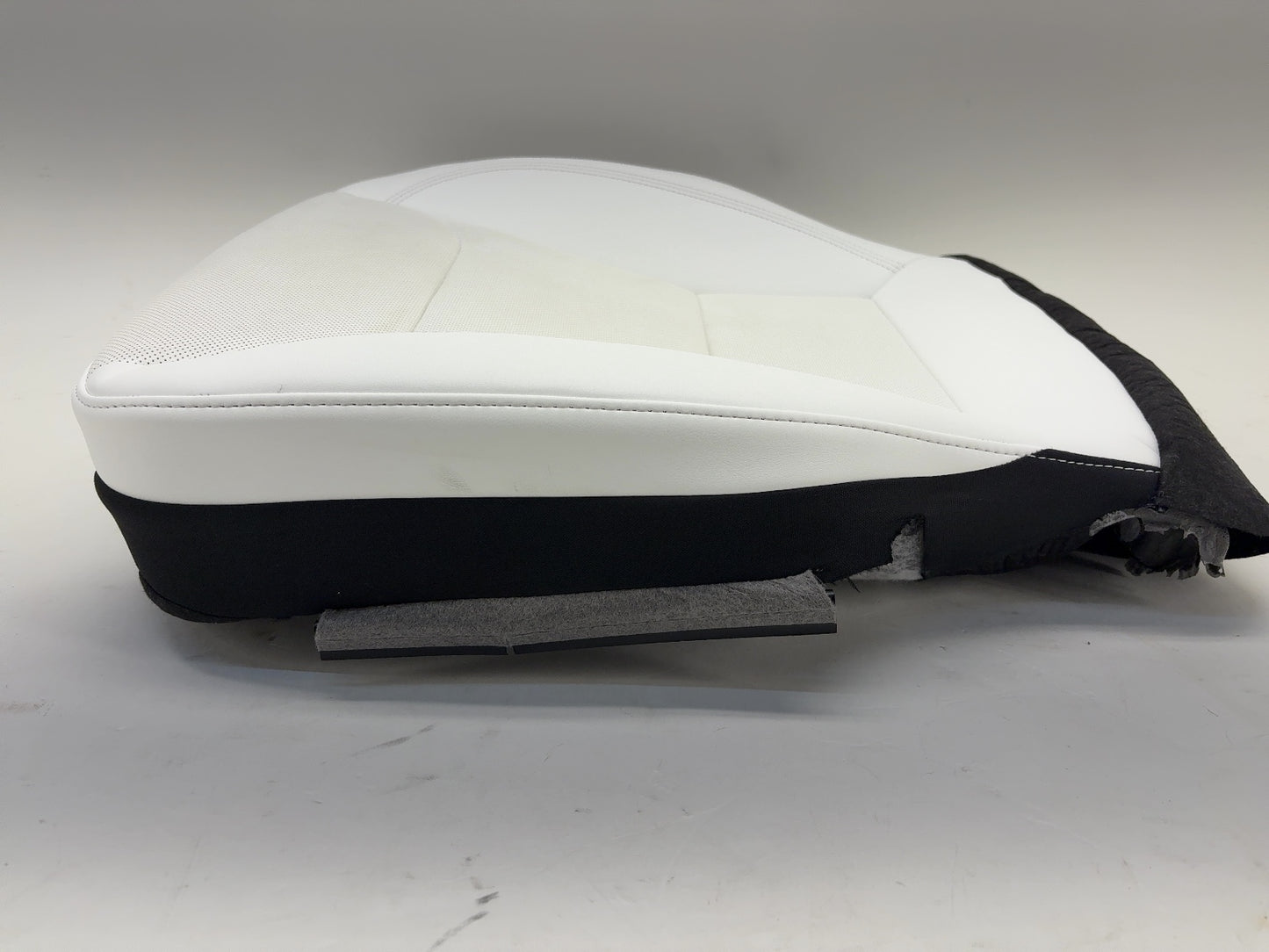 2025-2026 Tesla Model Y Juniper Driver Seat Lower Cushion White 2048708-02-C