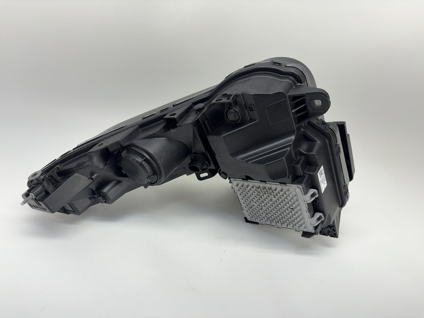 2023-2024 Rivian R1S R1T Left Headlamp PT00000465-R