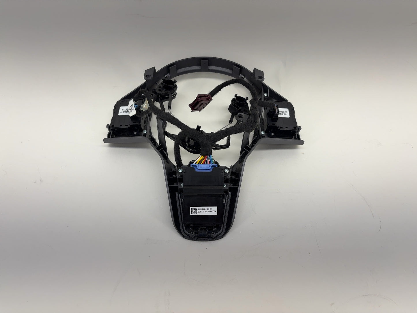 2024 Tesla Model Y Steering Wheel Trim 1101556-03-C